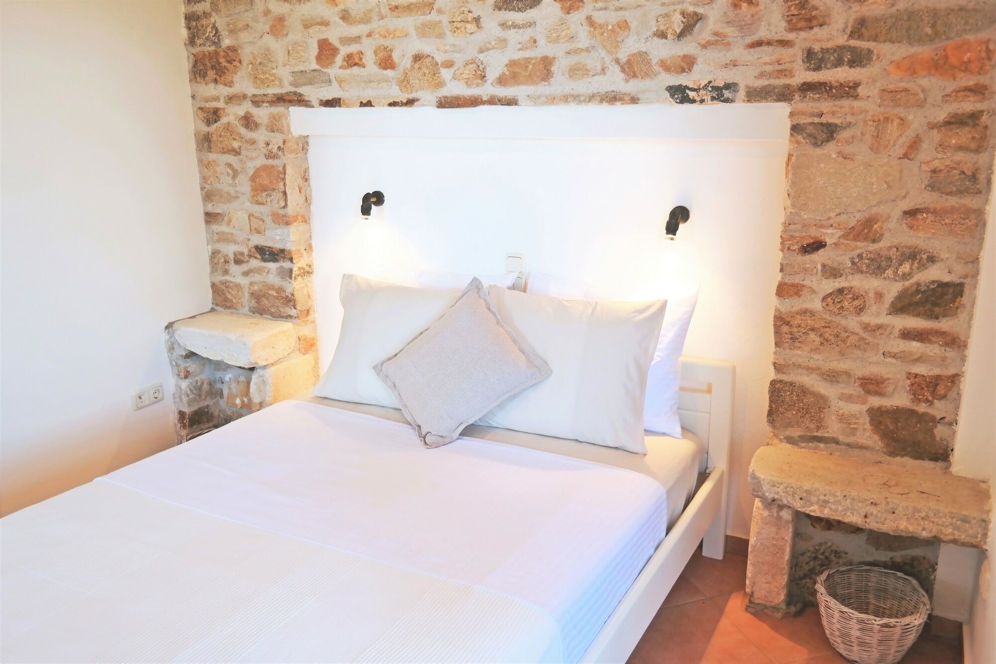 Thea Suites Naxos Агиос-Прокопиос Экстерьер фото